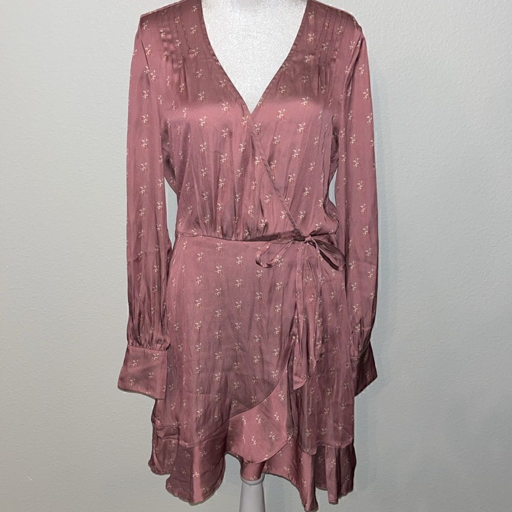 Paige Mesa Rose wrap dress - Picture 4 of 4